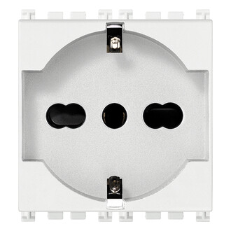 Розетка 2P+T 16A универсальная, белая