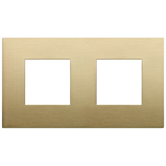 Накладка на 4 модуля (2+2) 71мм латунь зачищенная щеткой